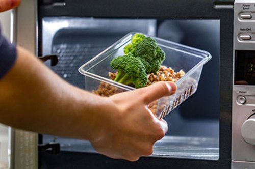 What Are the Signs That Your Microwave Needs Repair in Dubai?
